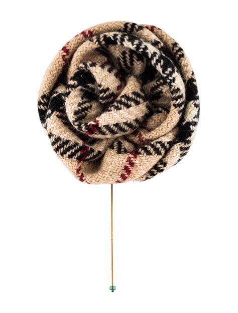 burberry pin fiore